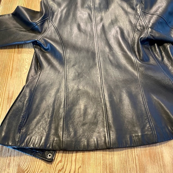 BLACK LEATHER JACKET BUTTERY SOFT COAT SLIM FIT JACKET SIZE MEDIUM ZIP UP - Picture 10 of 16